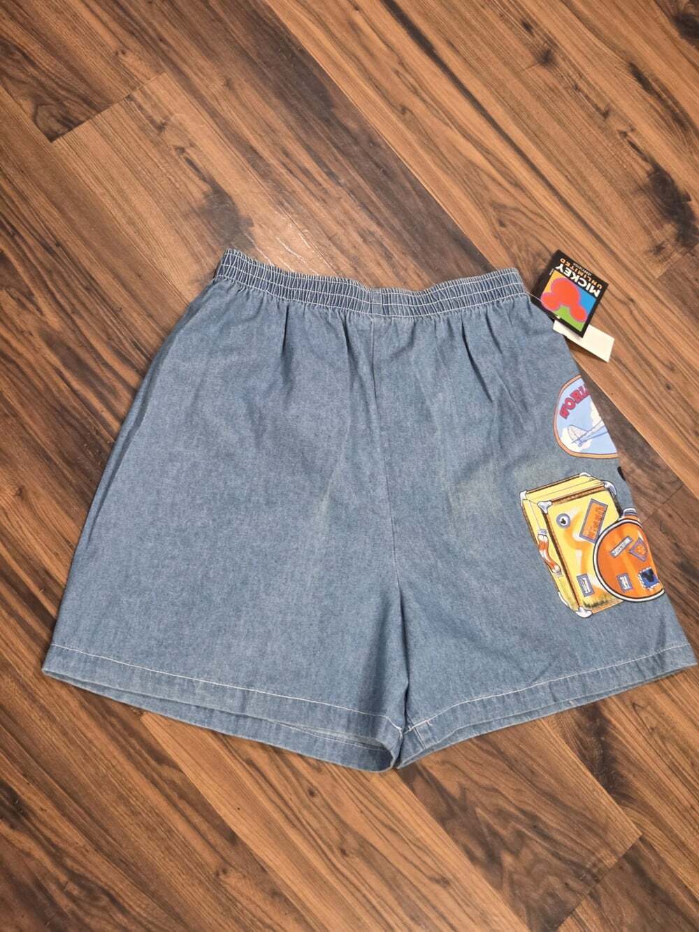 Vintage 90s Mickey Unlimited Disney Denim Shorts NWT World Travel Fits S/M - Picture 4 of 15